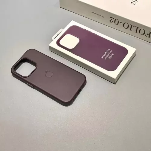 iPhone 15 Series Leather Case with MagSafe - Image 3
