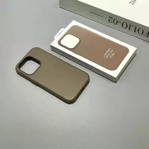 iPhone 15 Series Leather Case with MagSafe - Image 5