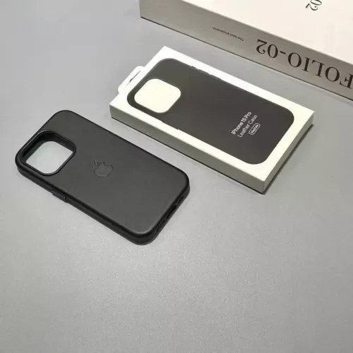 iPhone 15 Series Leather Case with MagSafe - Image 6